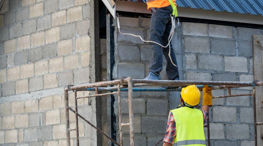 Expert Emergency Roof Repairs services in Wellston, OH